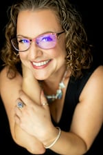 Erin Summ headshot